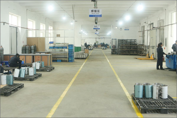 鑄鴻機(jī)械車(chē)間圖片