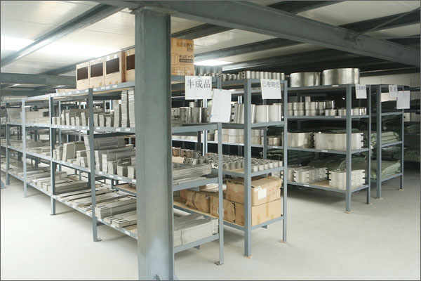 鑄鴻機(jī)械車(chē)間圖片